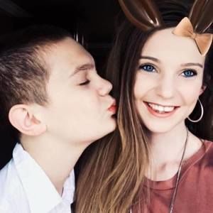 Meet your Posher, Ty